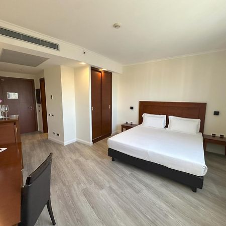 Hotel Capannelle Roma Εξωτερικό φωτογραφία