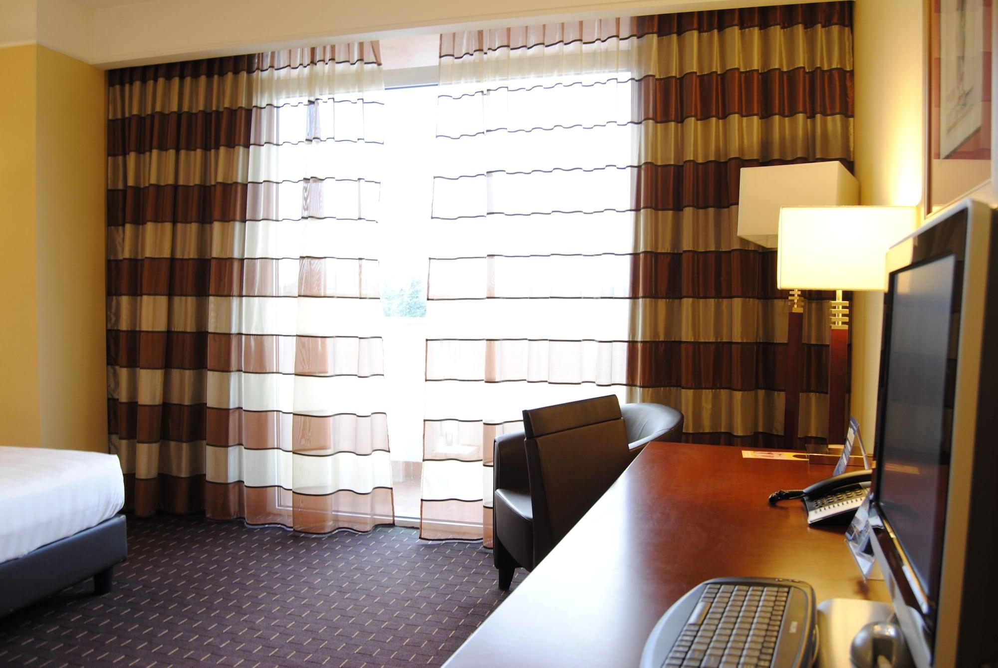 Hotel Capannelle Roma Εξωτερικό φωτογραφία