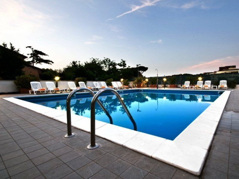 Hotel Capannelle Roma Εξωτερικό φωτογραφία