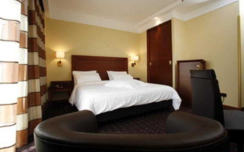 Hotel Capannelle Roma Εξωτερικό φωτογραφία