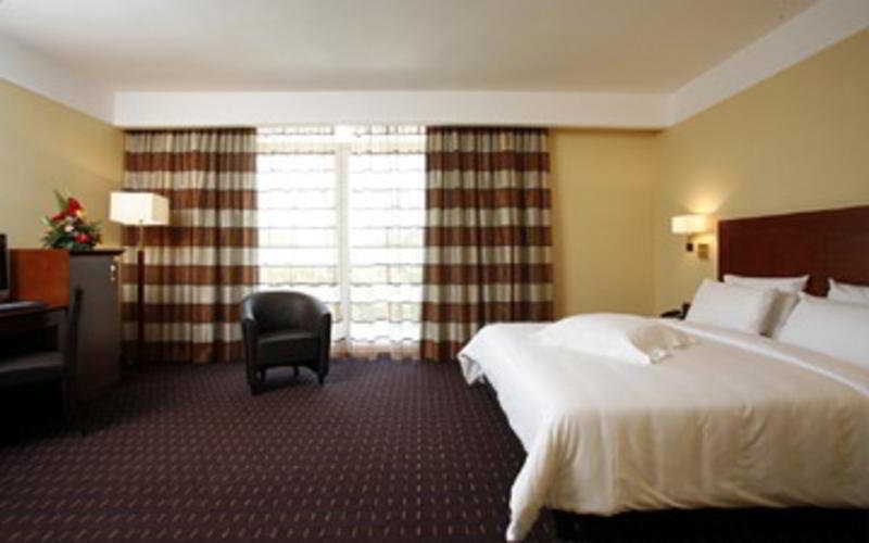 Hotel Capannelle Roma Εξωτερικό φωτογραφία